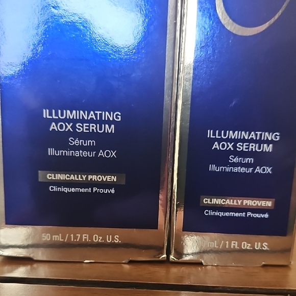 2 ITEMS ZO Skin Health Illuminating AOX Serum -1.7 fl  Oz with travel Size - Picture 3 of 4